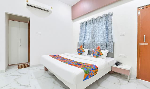 Fabhotel Grand Embassy,,3 star