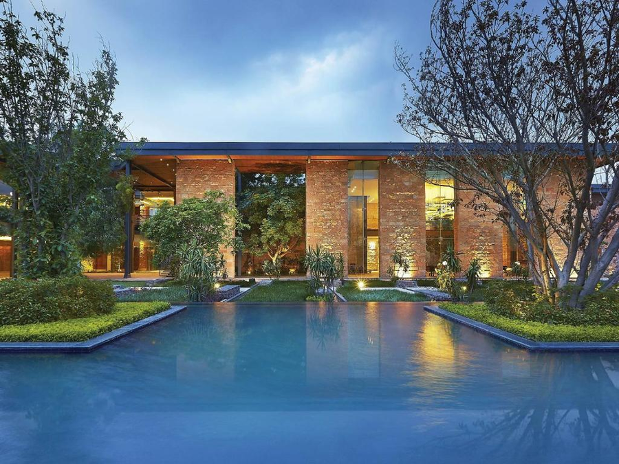 Taj Damdama Lake Resort & Spa, Gurugram,Sohna Road,5 star