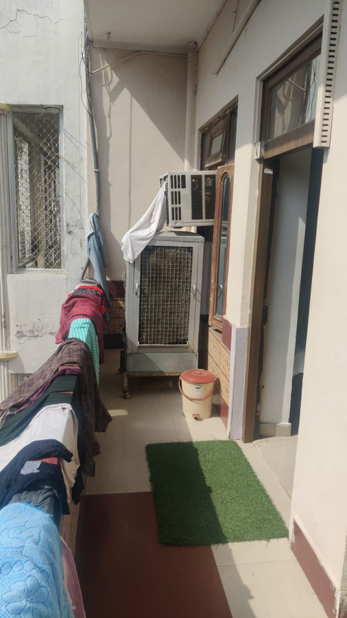 Narayani Guest House,Sharvan Nath Nagar,2 star