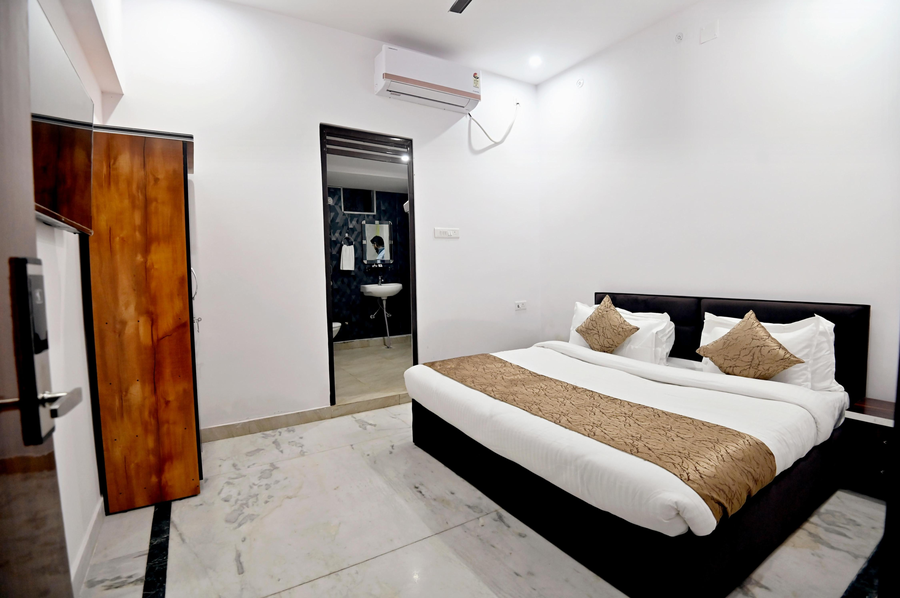 Hotel Blessings Imperia,Madhopur,3 star