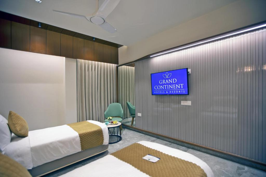 Grand Continent Dwarka,,3 star
