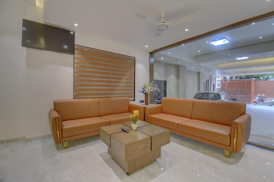 Hotel Stay Divine,,3 star