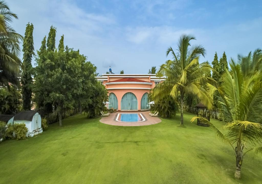 the lalit golf and spa resort goa