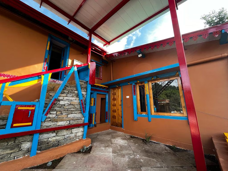 kafal pako resort himalayan view resort in mukteshwar