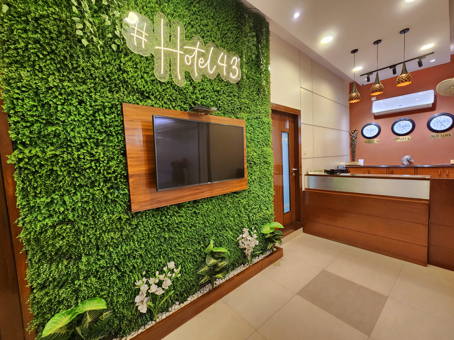 Hotel Housez 43,,3 star