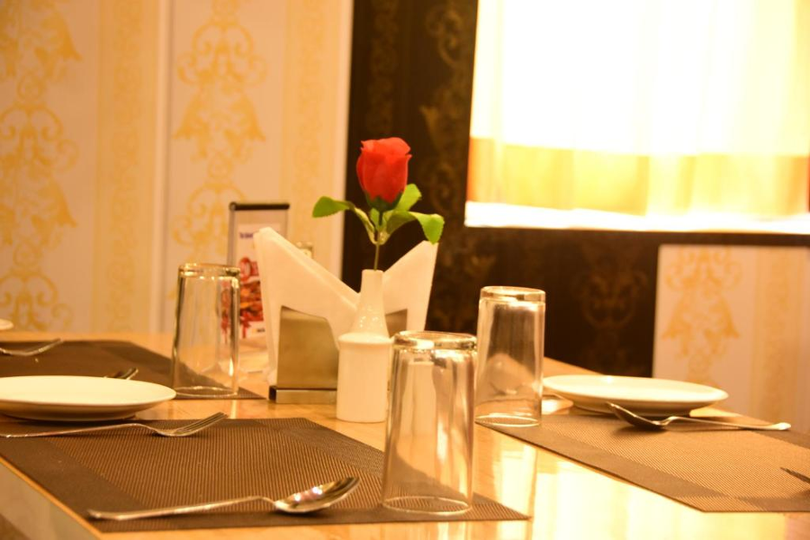Hotel Grand Palace,,3 star