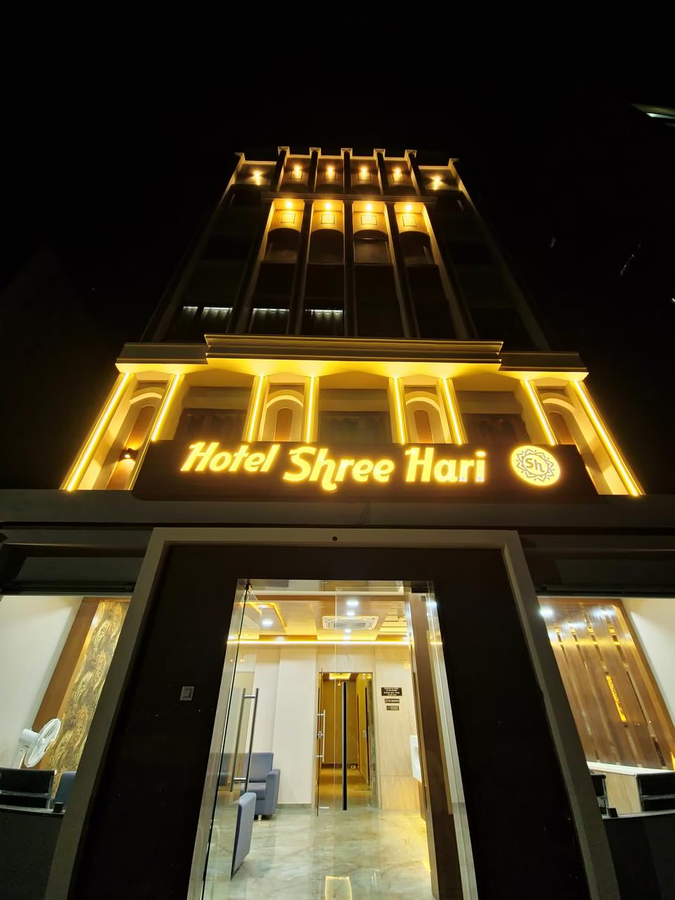 Hotel Shree Hari,Ghanshyam Nagar,2 star