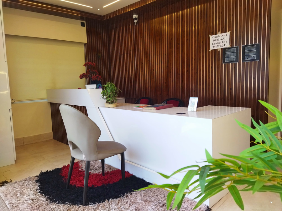 Hotel Mahanayak,,3 star