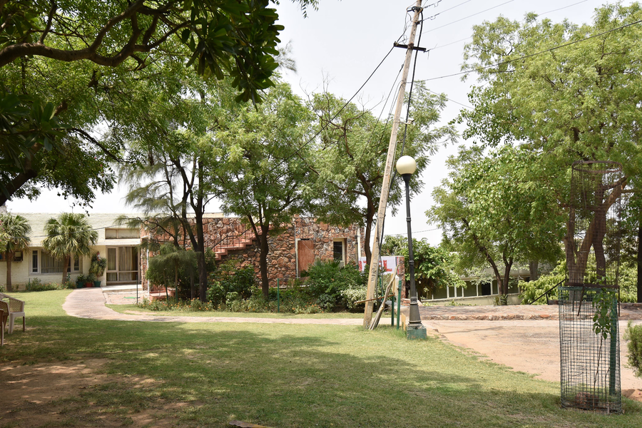 Barbet Tourist Resort,Gurgaon-Sohna Road,3 star