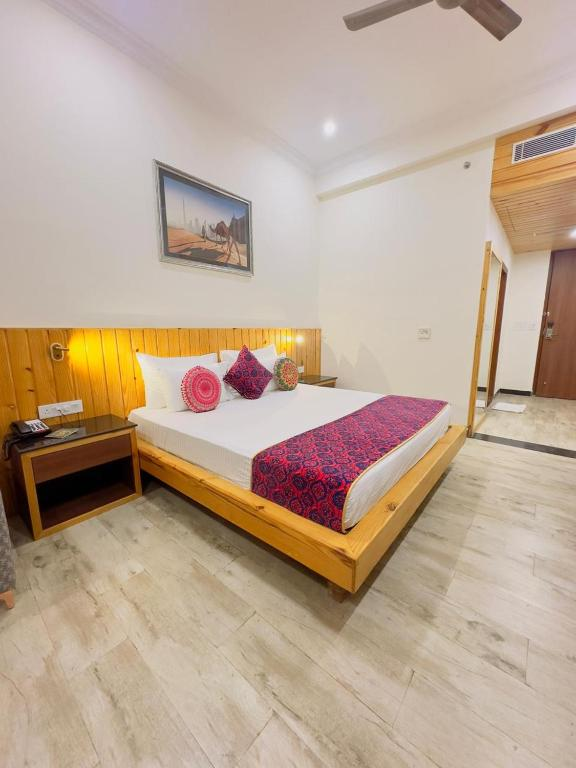 golden cressida resort and palace