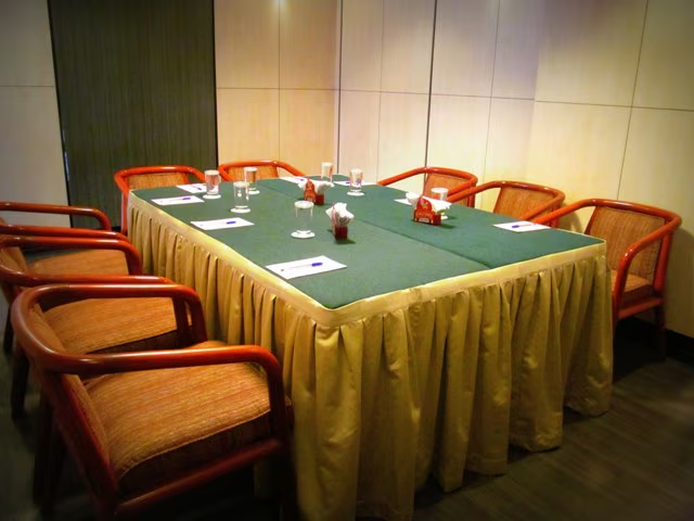 Hotel Heritage Inn,Ram Nagar,3 star