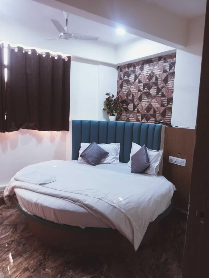 Hotel Kb Villa,Motera,2 star