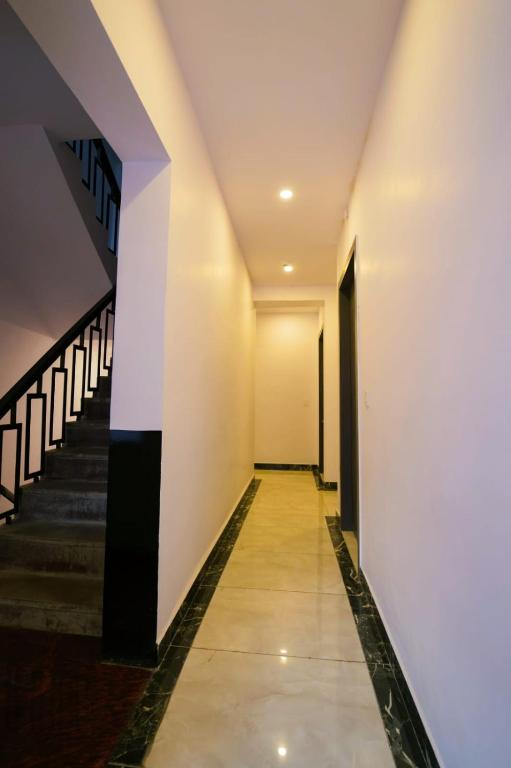 Hotel Vivek Inn,,3 star