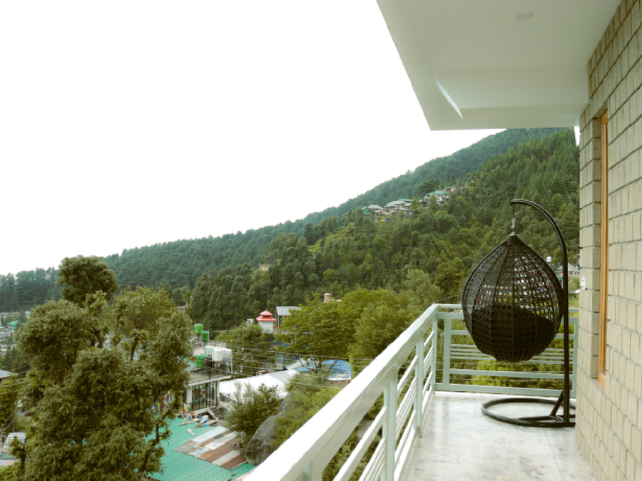 Tara Van,Dharamshala, Himachal Pradesh,2 star