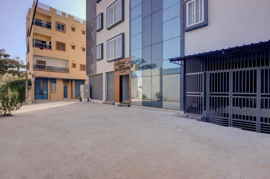 hotel park lane yelahanka