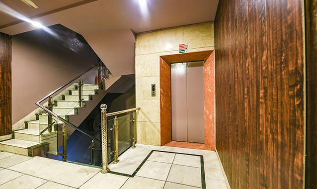 Fabhotel Bharat Continental,A-31/2, Rd Number 1, Block B, Mahipalpur Village, Mahipalpur, Delhi, 110037,3 star