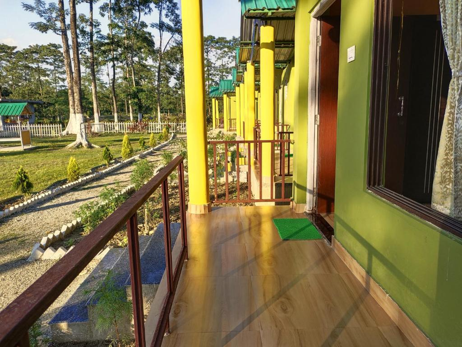 Wildwood Resort,,2 star