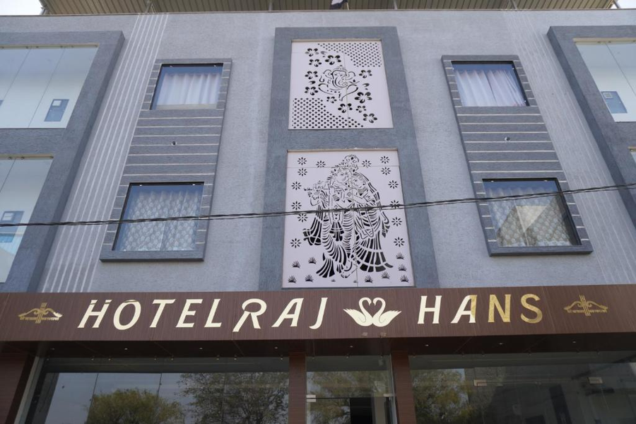 hotel raj hans