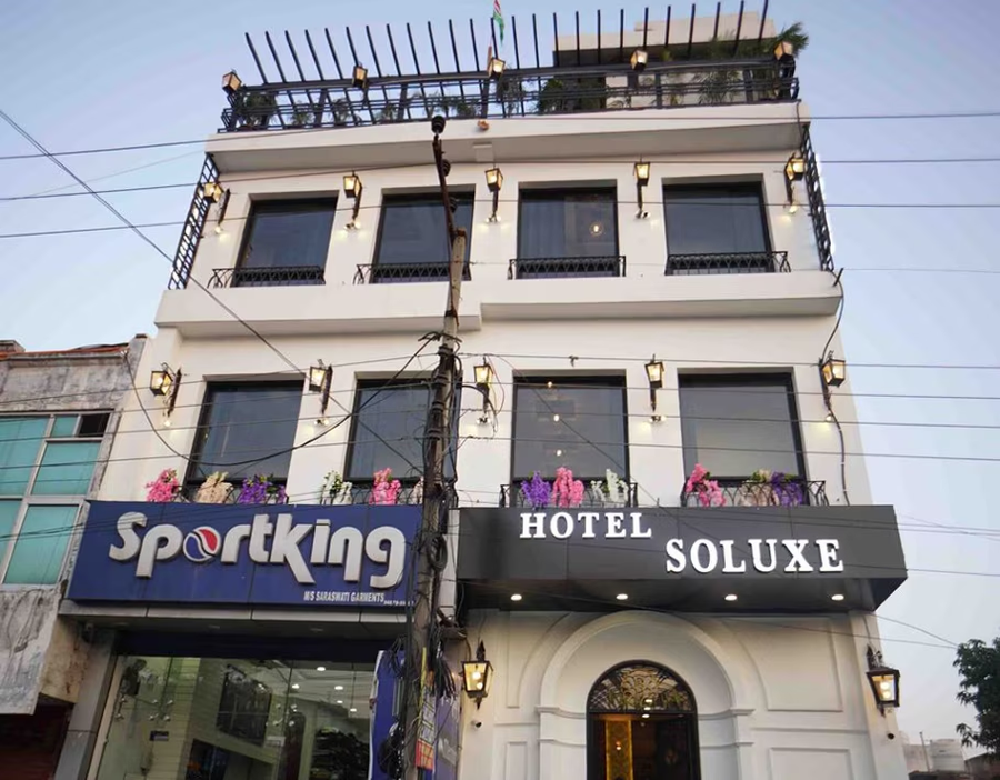 Hotel Soluxe,,3 star