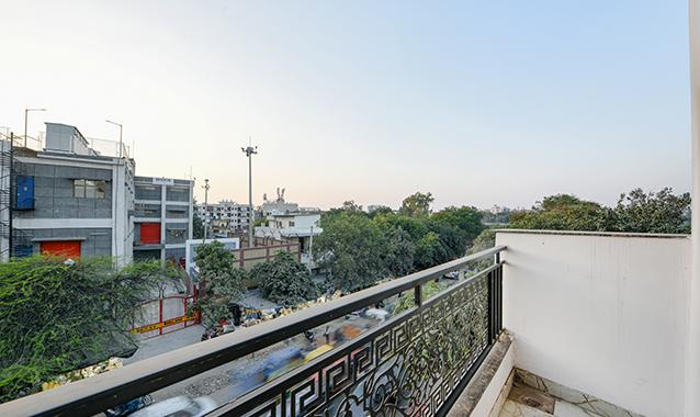 Fabhotel Tree House - Nr Yashobhoomi Convention Centre,Dwarka,3 star