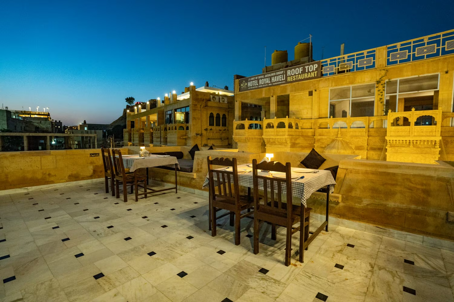 Hotel Royal Villa Jaisalmer,Manak Chowk,3 star