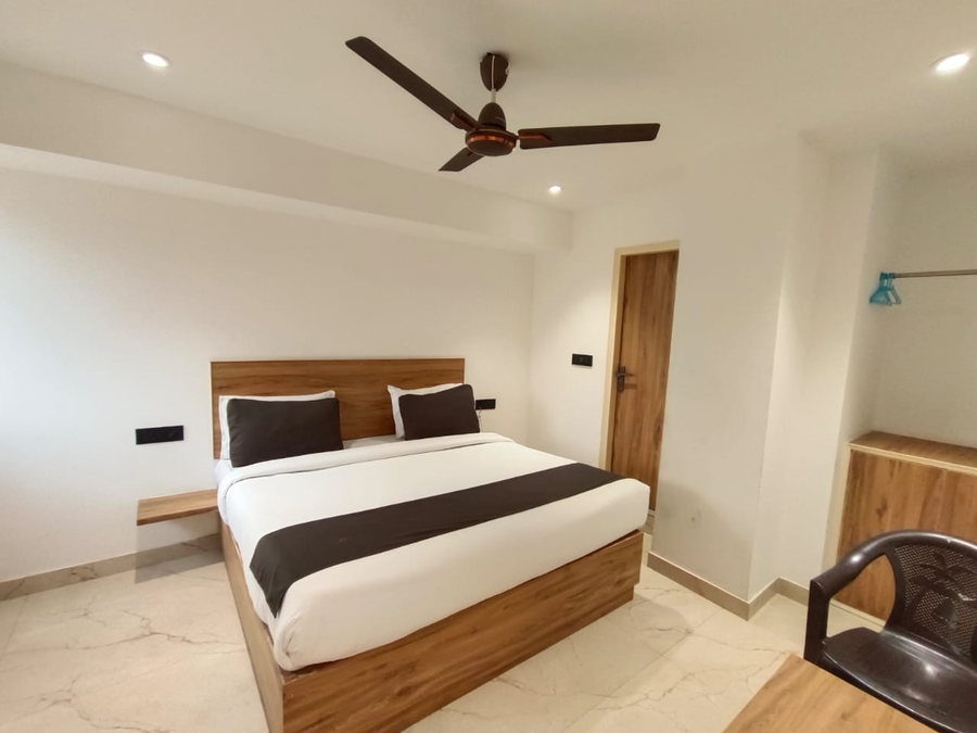 Hotel Star City,Mahipalpur,2 star