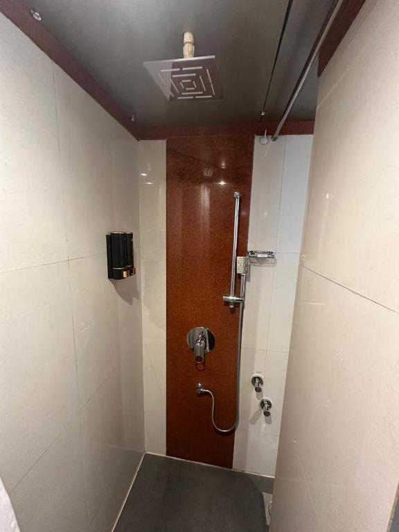 The Comfort Ambernath,,3 star