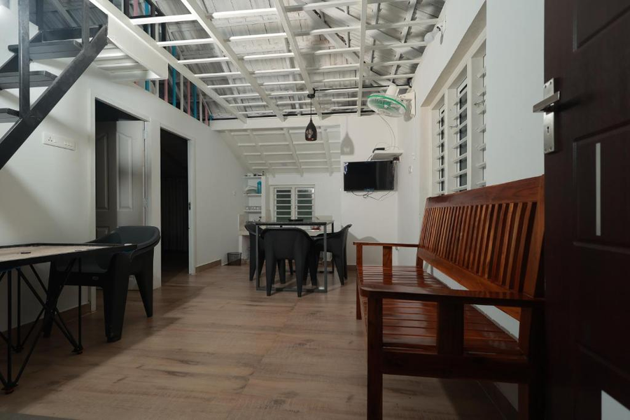 babus homestay by lexstays