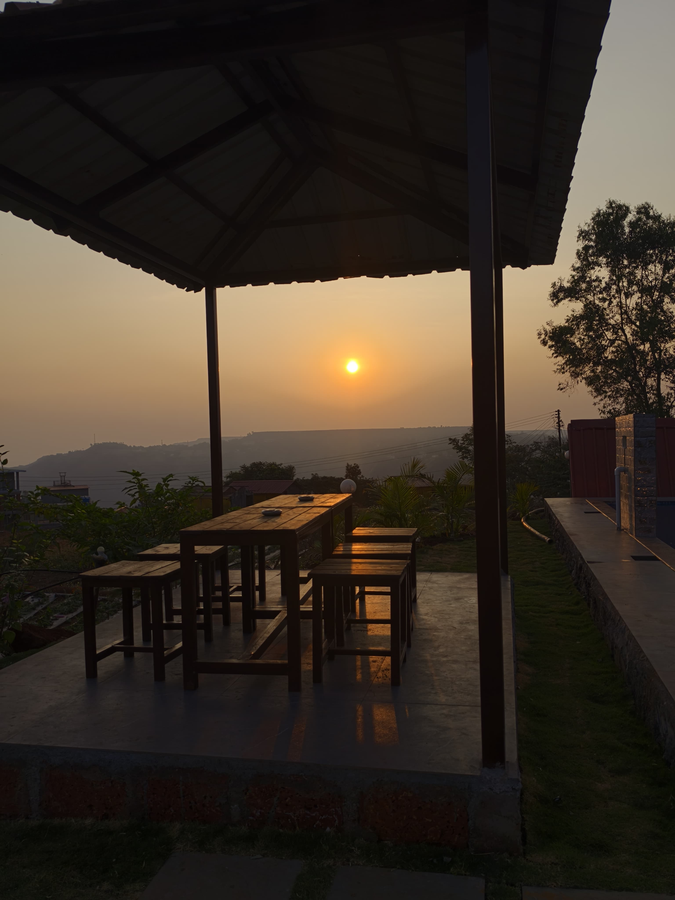 Sahyadri Farmhouse,,3 star