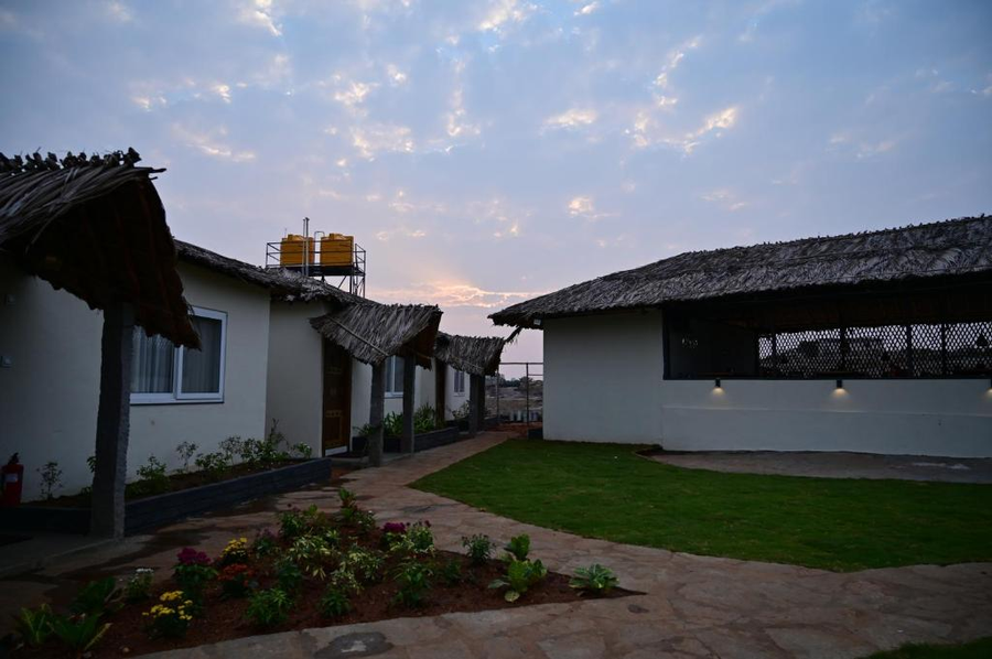 The Hampi Cafe,,3 star
