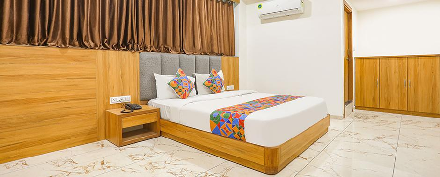 fabhotel raj villa