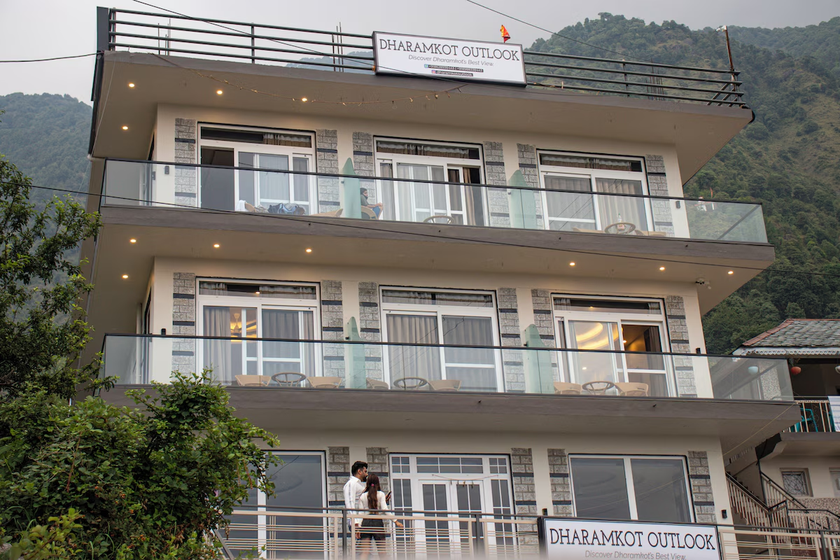Dharamkot Outlook,Dharamshala, Himachal Pradesh,3 star