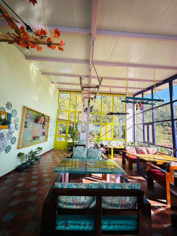 adrushya estate luxury suites mukteshwar