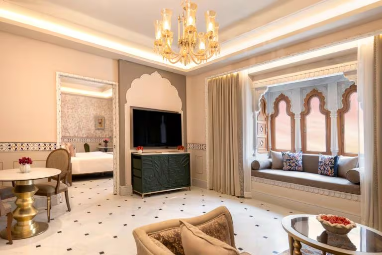 taj lalit bagh udaipur