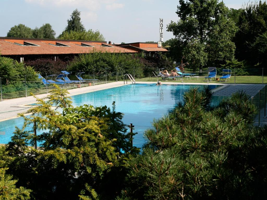 Golf Hotel,Cesate>>Arcore,4 star