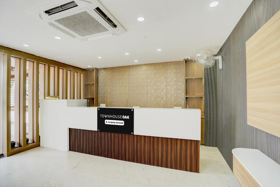 Super Townhouse Oak Banaras Central Railway Junction Formerly Sri Hari Inn,,3 star