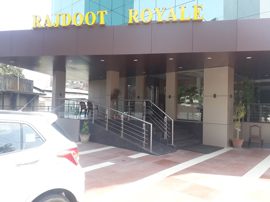 Hotel Rajdoot Royal Residency,,3 star