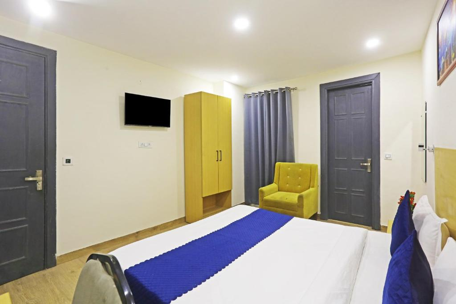 hotel twamev residency uttam nagar