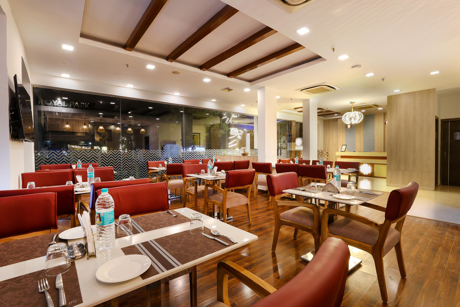 Opo Premier Gk 2,Greater Kailash,4 star