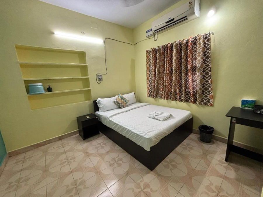 V2v Home Stay,,2 star