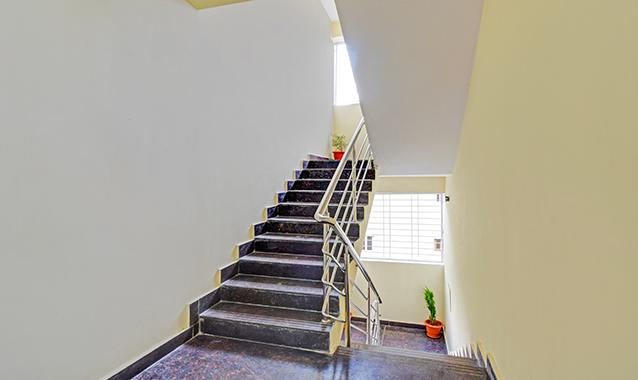 Fabhotel Legacy,Plot No Mig 124, Ruby Visita, Kphb Colony Road No 1, Hyderabad, Medchal Malkajgiri, Kukatpally, Hyderabad 500072,3 star