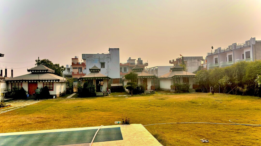 Chhawani Swiss Tent House,Sirsi Road,2 star