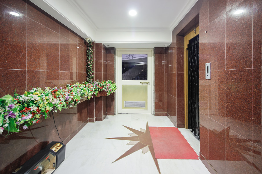 Hotel Golden Plaza,Begumpura,3 star