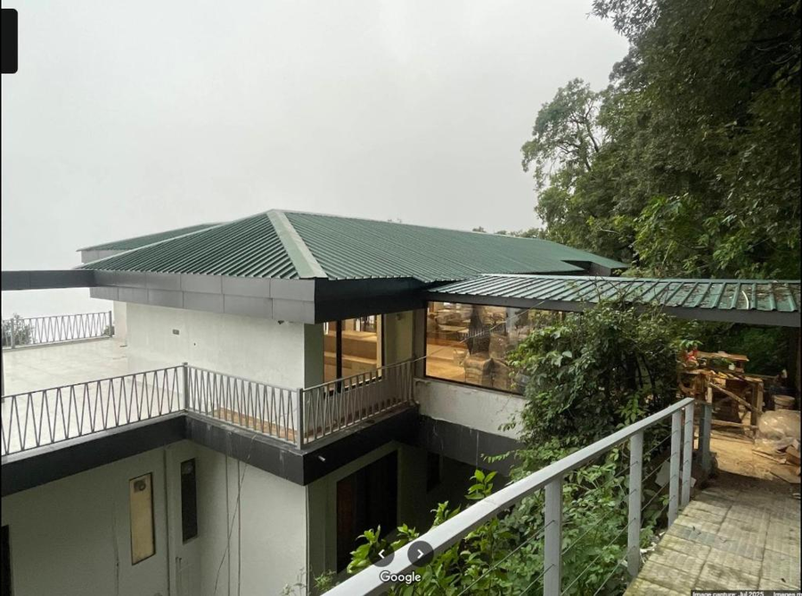 Lawrence Tungsten Resort,,3 star