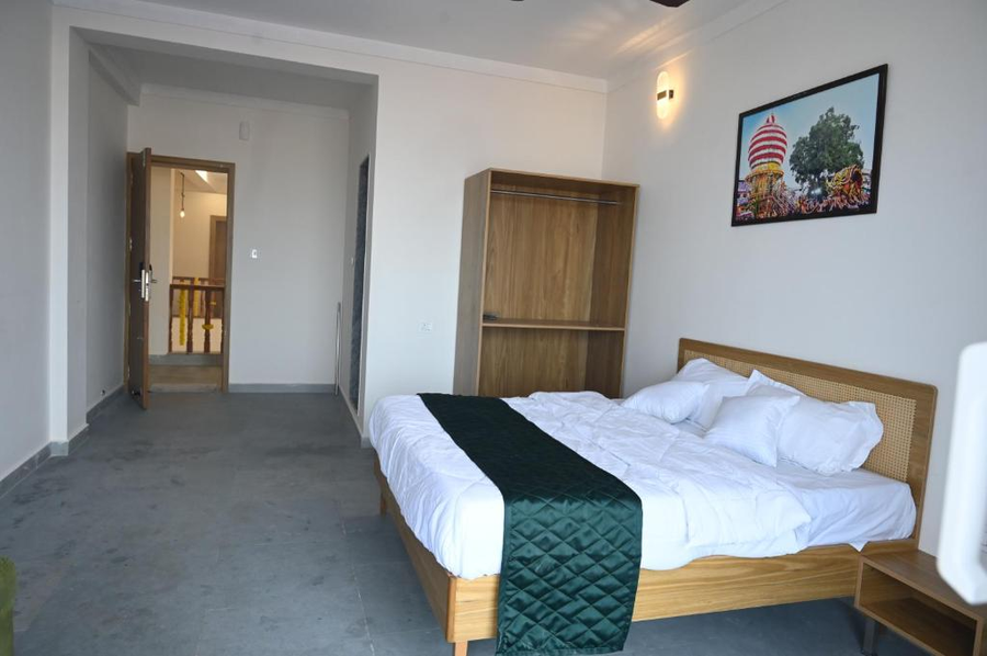Saroja Villa By Monarch Stays,,3 star