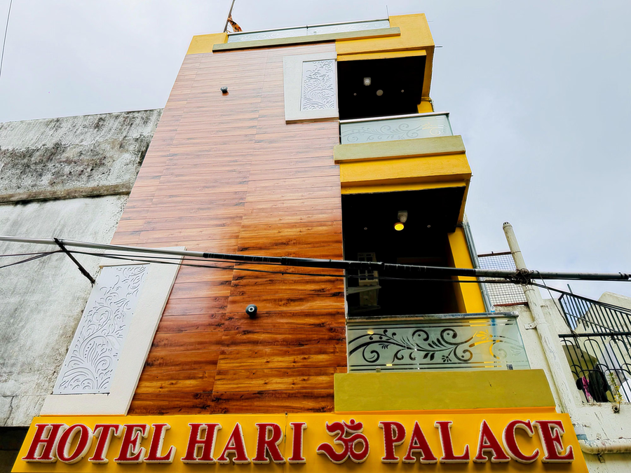 Hotel Hari Om Palace,,2 star