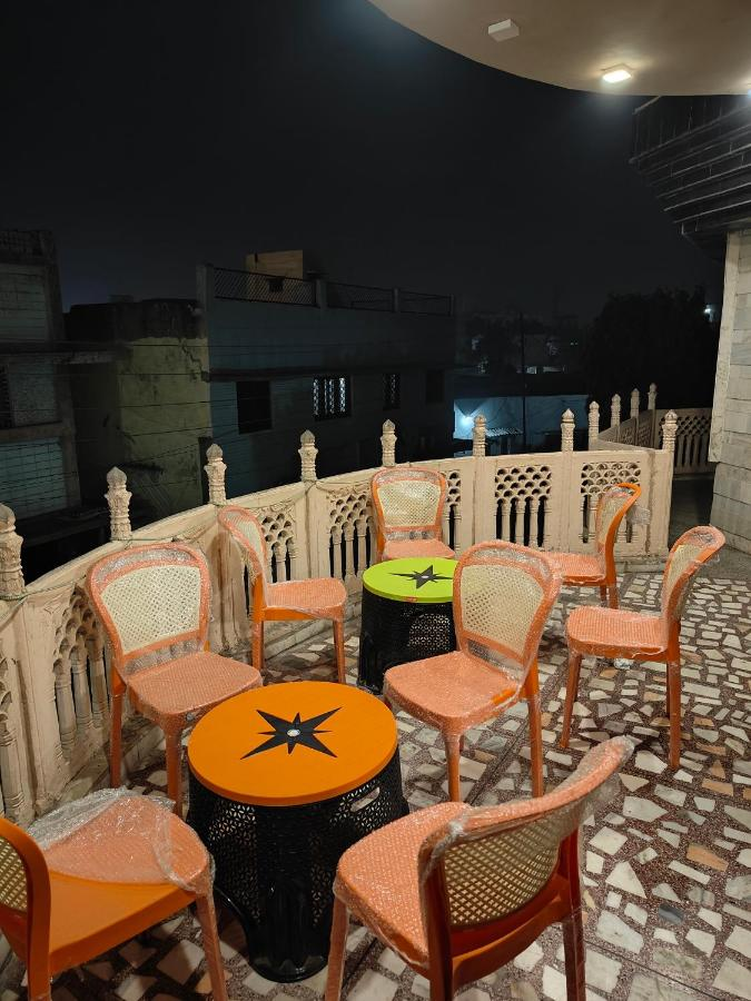 Hotel-Img