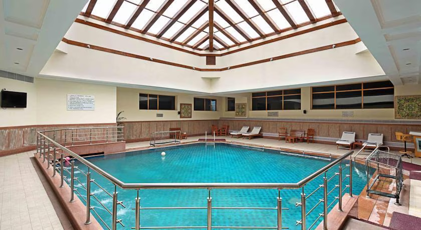 jaypee residency manor