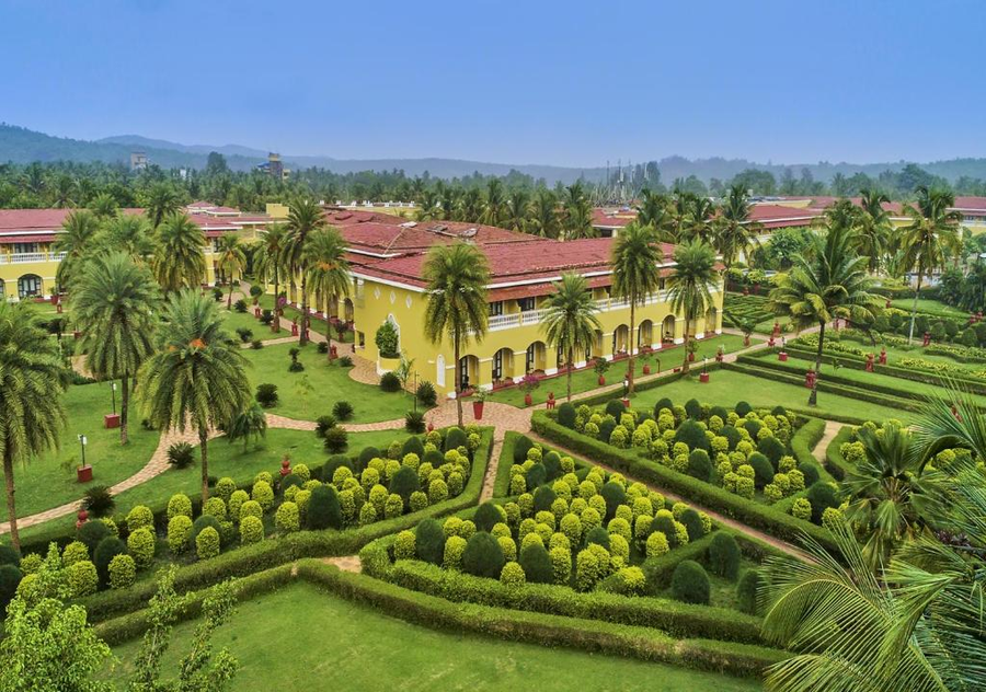 the lalit golf and spa resort goa