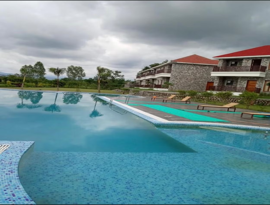 Crestmont Manral Resort,Ramnagar,4 star
